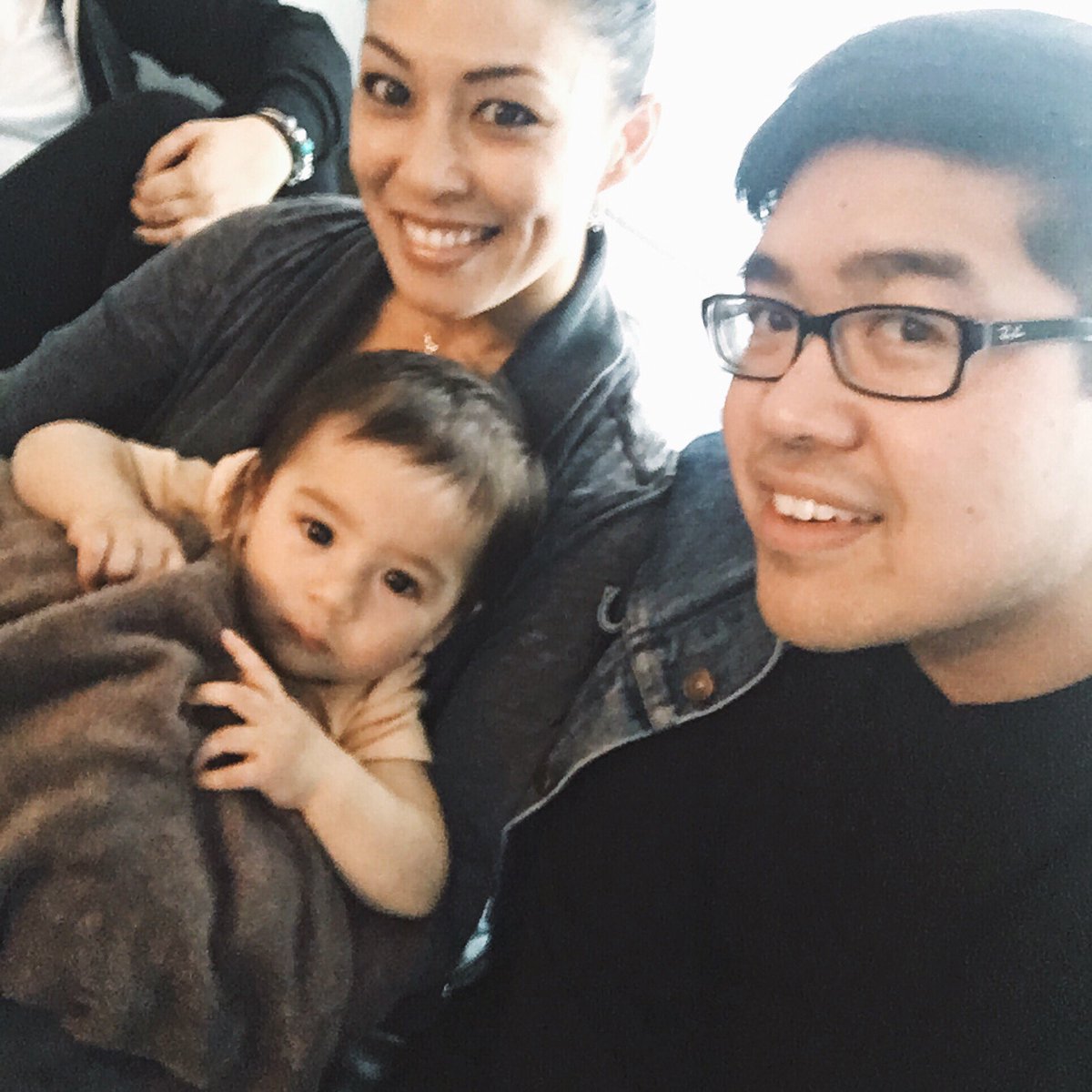 antonatienza's tweet photo. he stopped crying and posed for a quick photo only because golden state won 💯 https://t.co/vl5Fc0U3GZ