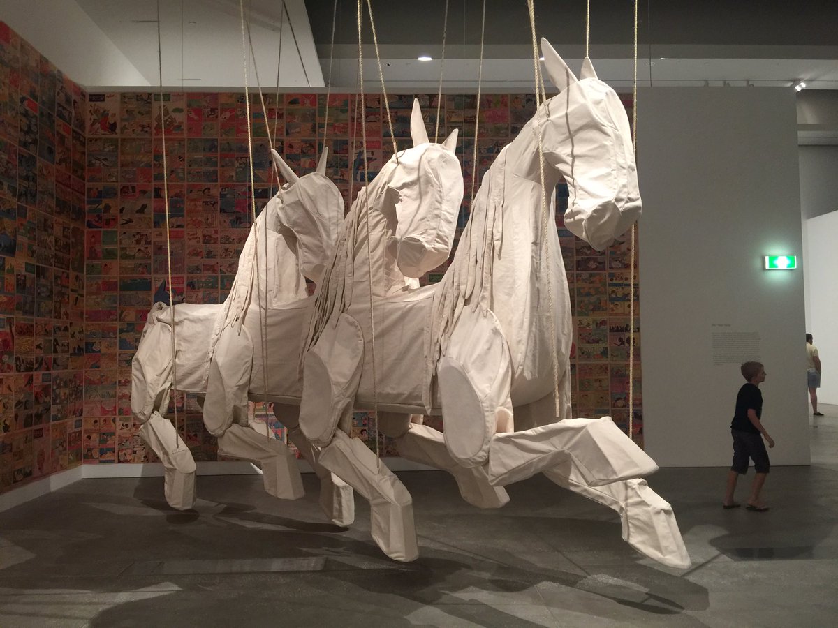 FinanceChicks's tweet photo. Checking out some of the Asia Pacific Contemporary Art at @QAGOMA for #apt8
#Brisbane #apt8forme https://t.co/llqNqXeXuJ