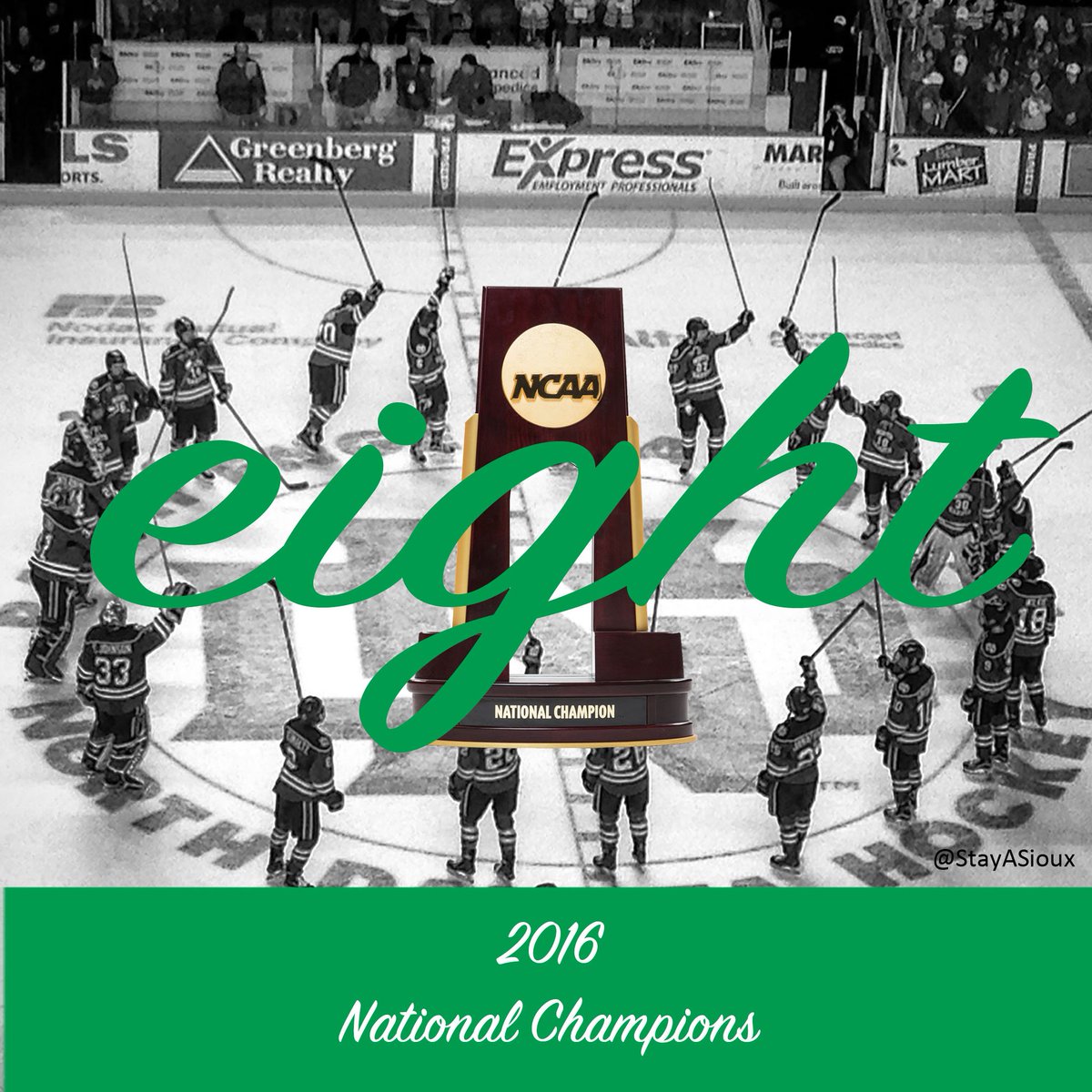 UNDHawkeyTalk's tweet photo. @UNDmhockey 2016 National Champions! #FightingHawkey #NCAAHockey #Natty #Raised8 https://t.co/4qRV16V5SS