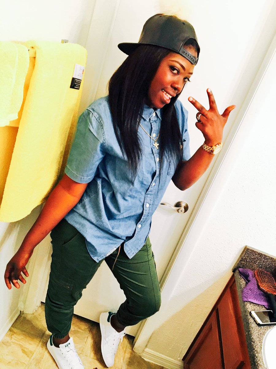 CallMe_Nikee's tweet photo. It's Some Bout Shawty 😝♿️💙 . A Lil Some From Day Before Yesterday 😎 https://t.co/apQVHf7at7