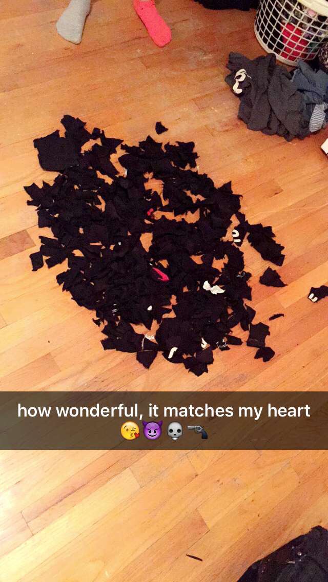 pxisonn's tweet image. I'm petty yeah yeah I'm petty 👸🏻💁🏻 @breakingxinside