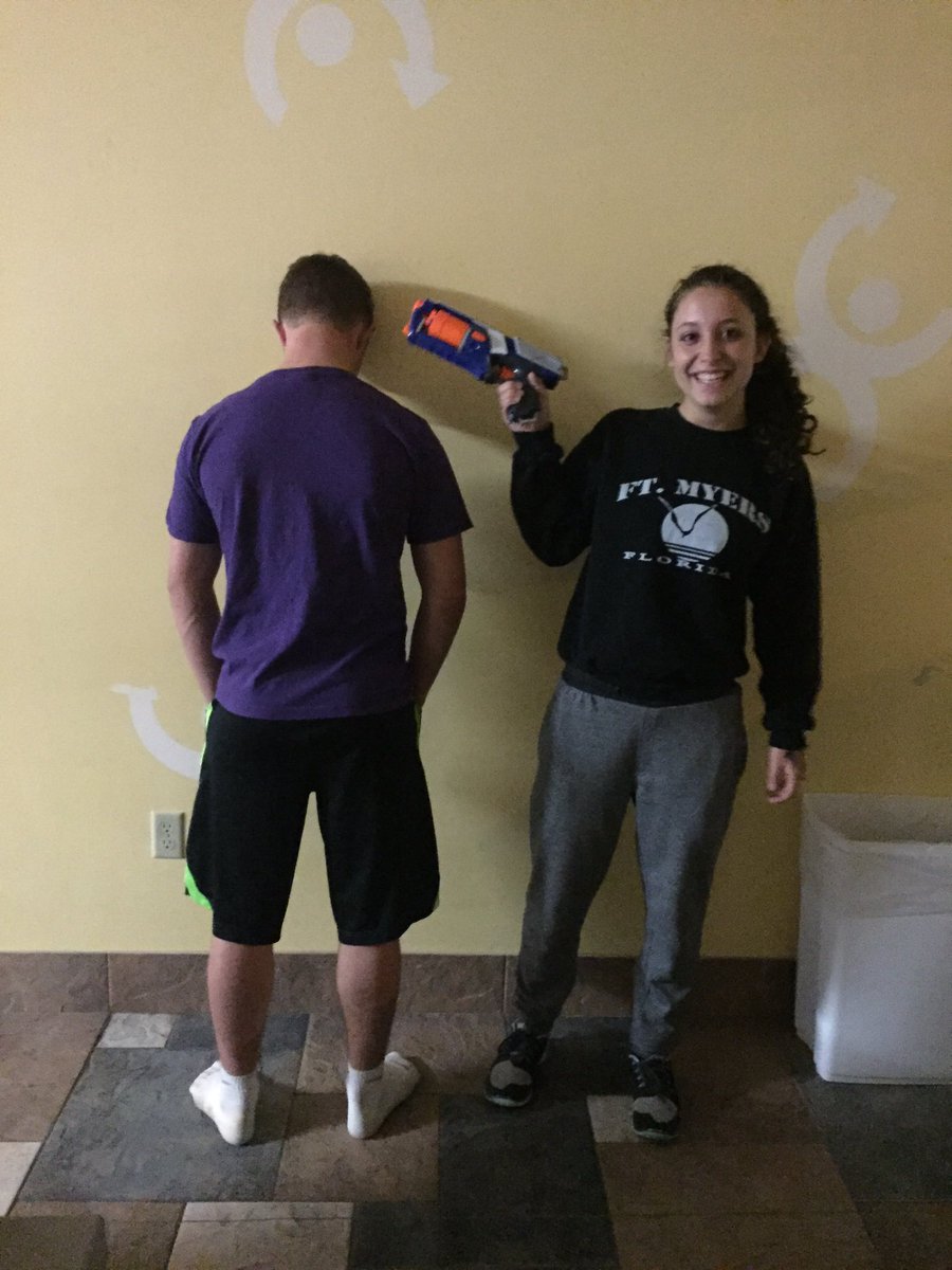 powerofpooshby's tweet photo. 2-2 kill time 9:58 revive time 1:58 @JCMMNLANERF https://t.co/LOcJXfMJ6Q