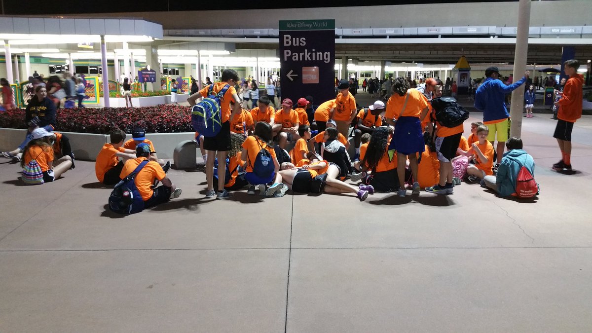 pipps83's tweet photo. @MRMSBands #Ontheroadagain https://t.co/KxXZo4wKw9