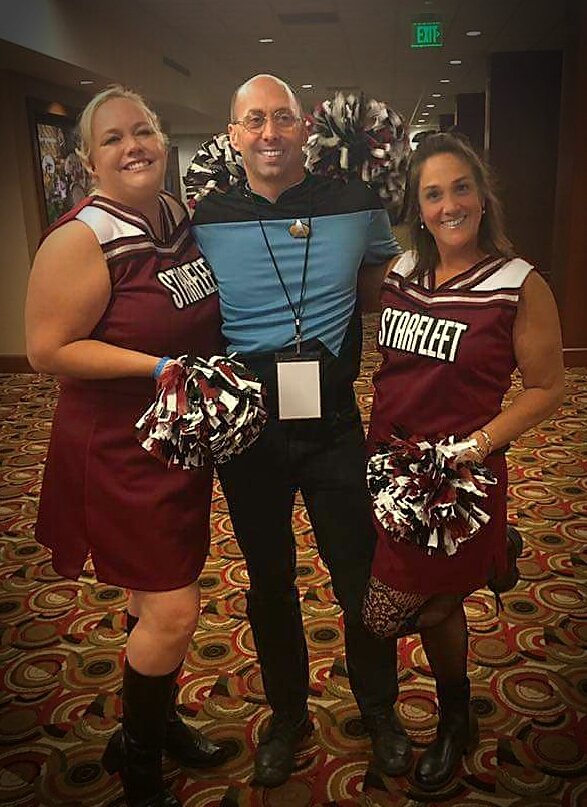 Cheerfleet's tweet photo. More from the Star Trek Dallas convention! #50yearmissiondallas #StarTrek #Cheerfleet https://t.co/wNqInktj6q