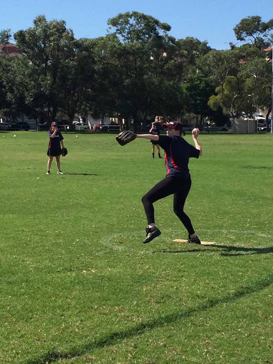 CHellspawn's tweet photo. Maeve pitching her first inning @SWBLest1995 #devilsvsrebels https://t.co/djTjFOyVEC