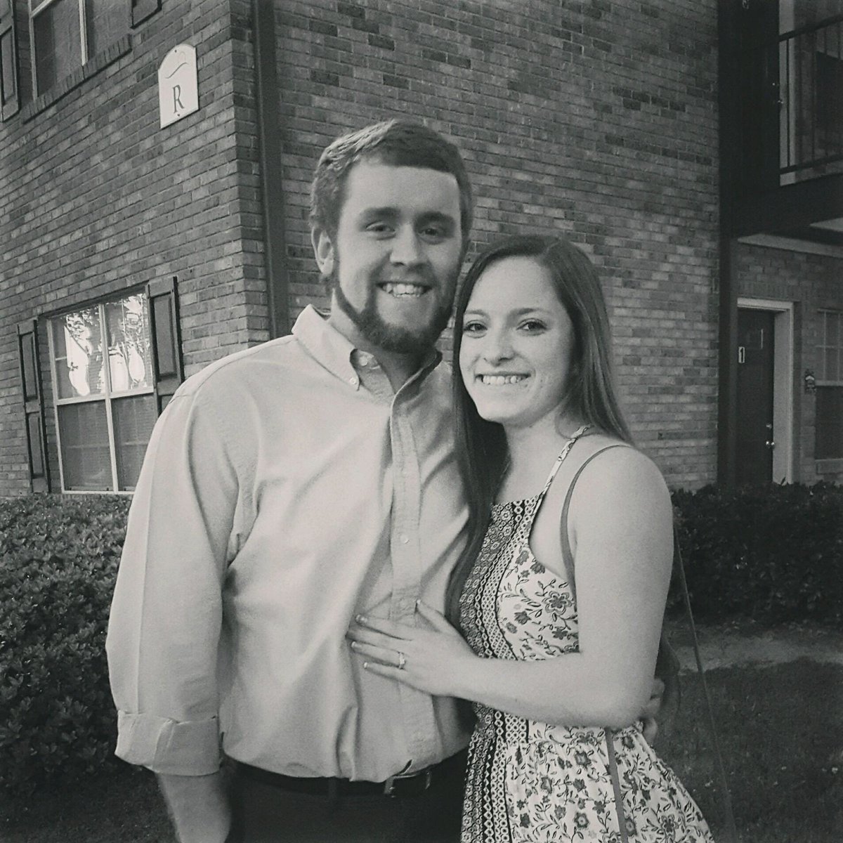 MacgSpears's tweet photo. I'm engaged! 💍😁 https://t.co/TtAFkXTN8p