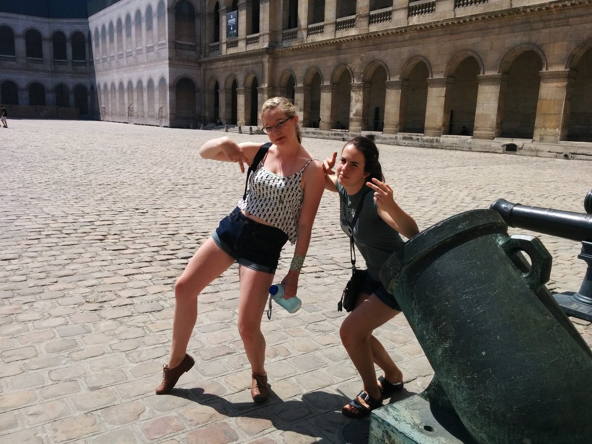EmyTayl's tweet photo. Happy birthday @HanyaWyatt !! I love you girl <3 Can't wait to go on more adventures together! https://t.co/LFBvpFF2Oa