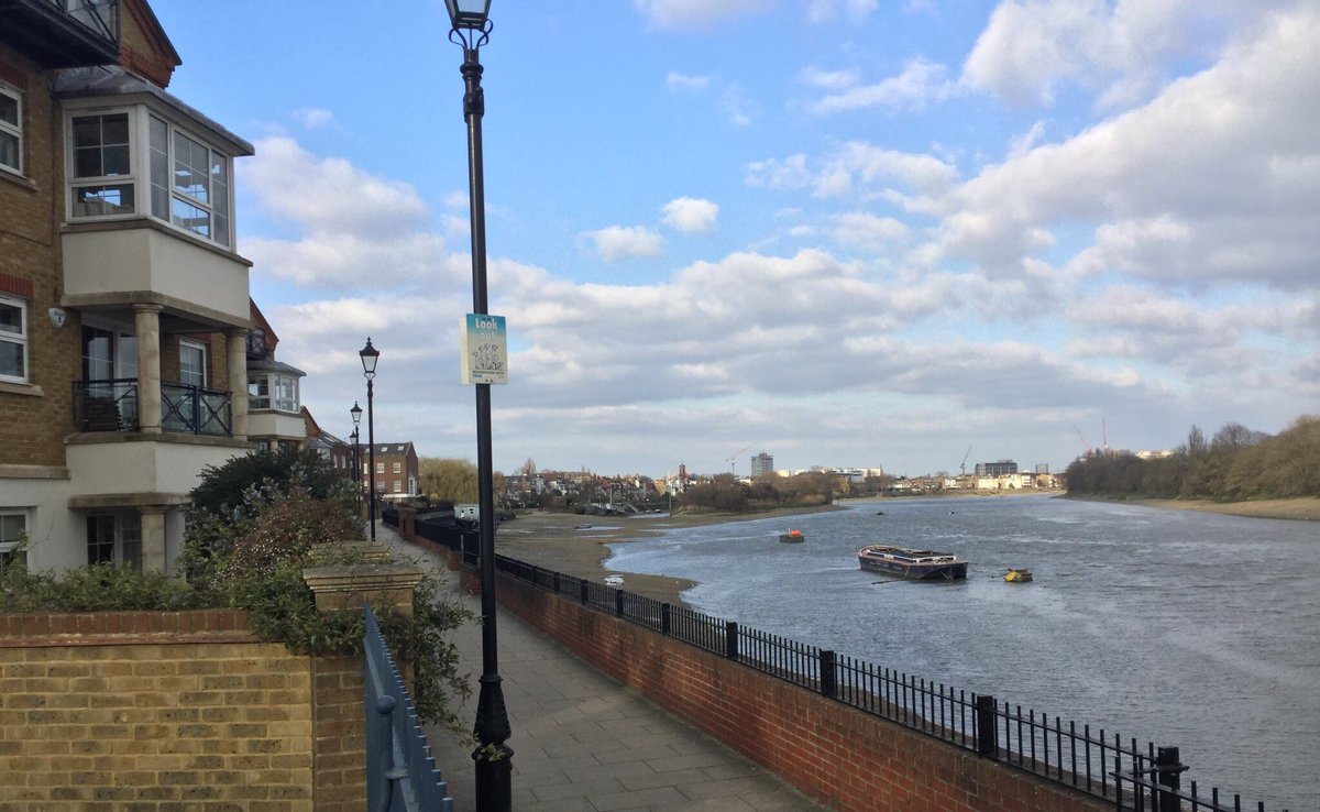 AscotStone's tweet image. Great morning at our riverside #London, W4 2RN apartment! Limited bookings find #AscotStone on #AirBnB Retweet pls!