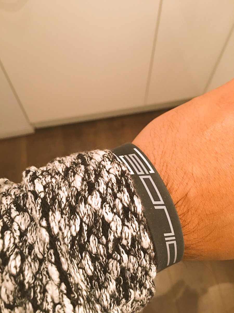 charmesmusic's tweet photo. Love the usb bracelet from my homeboy @DJ_ESonic!! 💪😎✌️ https://t.co/uWo5RvpSqh