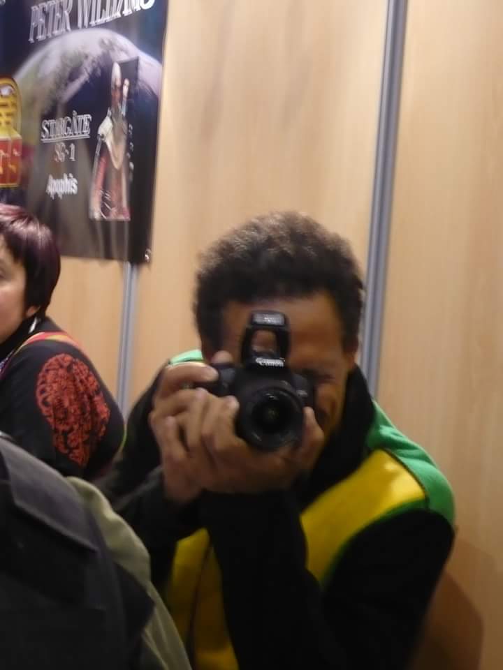 Segrato31's tweet photo. @actualApophis #oldpic #tgs2011
Memory of the first time i see Apophis on Earth. https://t.co/W6NbiTcKdp
