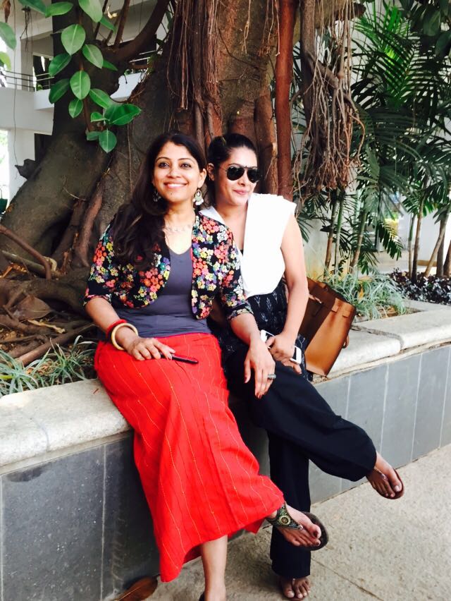 TheSmitaPatil's tweet photo. The charismatic duo ..@vasanthihari and @SurabhiShastry1. No one's knows the secret behind their energy. Well done ! https://t.co/KIpT2vRbNP