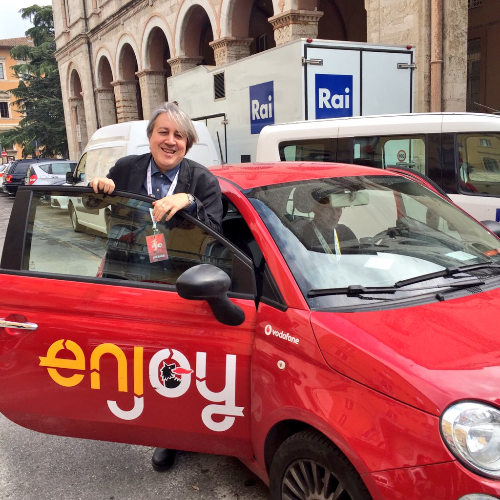 SlackerV's tweet image. Last but not least #energytelling con @gba_mm e @DanieleChieffi sull'@Enjoy #ijf16 ultimo giorno #jamofatta