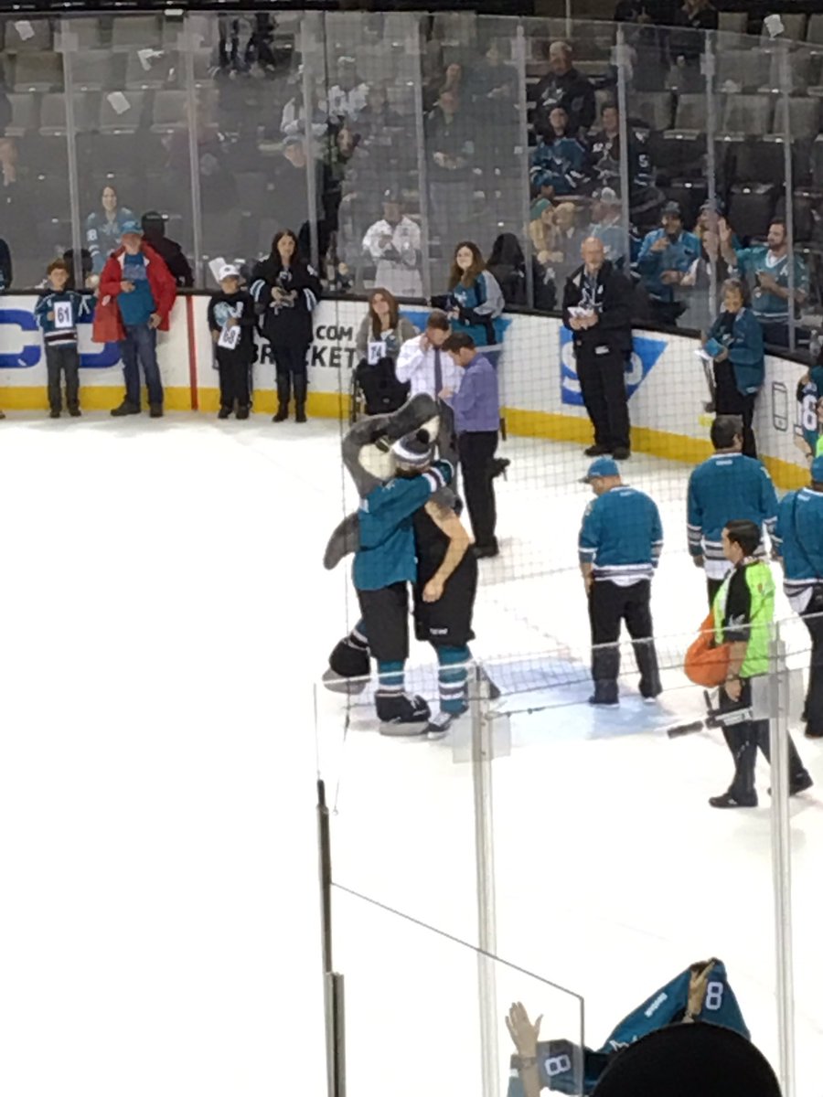 trishmieko's tweet photo. Is it still called a "bromance" if one of the guys is a fish? π @sjsharkie @Burnzie88 #sjsharks #SAPFanAppreciation https://t.co/9o9Ldnep7D
