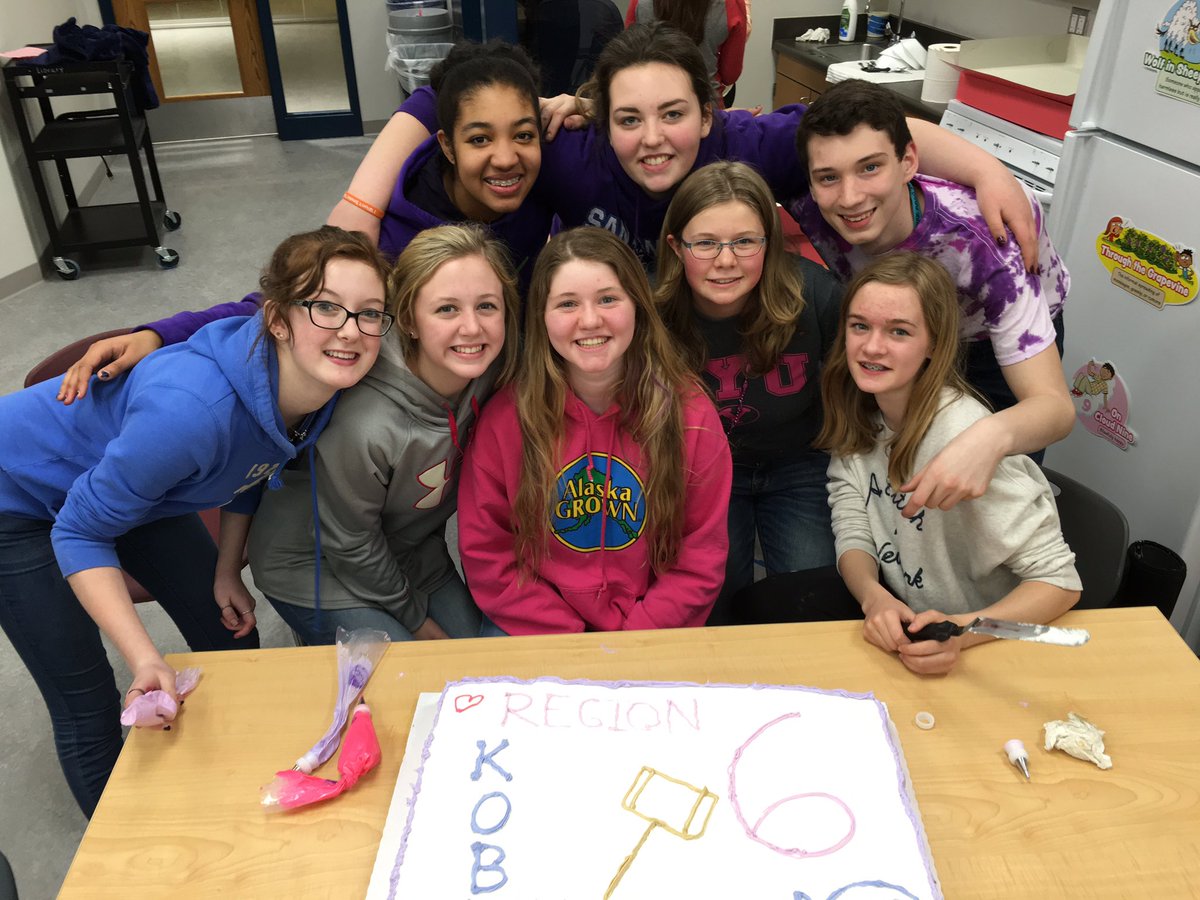 cierragdavis's tweet photo. loads of fun at AASG, already looking forward to next time 🌊🌊 #Kodiak @AASG_Spring2016 #Region6 https://t.co/u6k0S0LfmY