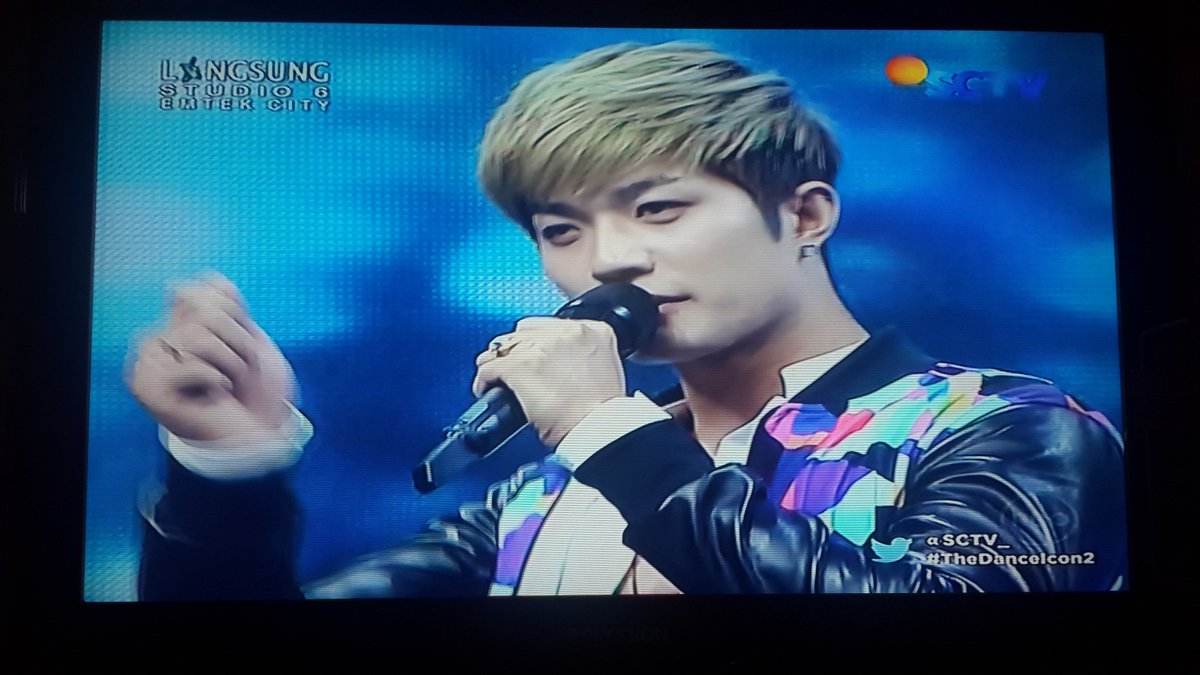 L3_CARE's tweet photo. Senyumnya oppa @LeeJH_2107 , omo oppa lucu sekali #gemess deh mimin 😍😍😍😍😂😂😂 oppa mau kerja apa aja @TheDanceIconIND https://t.co/a3PT0J15Nn