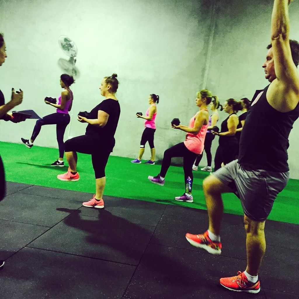 absonfitness's tweet photo. Methods Army!!! 💧Tuesday 6:00-7:00pm (Maida Vale) with @cbennier 💧Wednesday 9:15-10:15am (… https://t.co/XkjCaZkn3X https://t.co/d38IfwMXeW