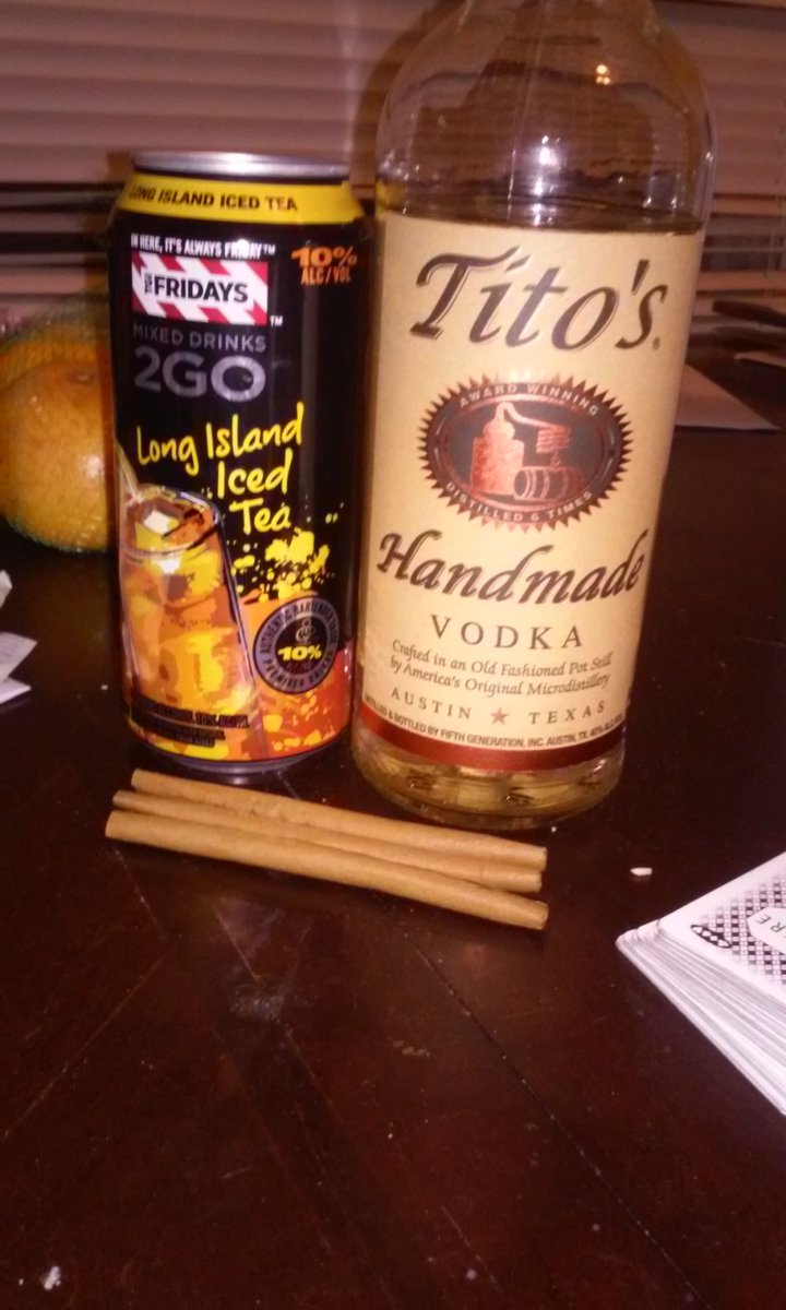 debonairball's tweet photo. #GreatNightCap https://t.co/eBGhddb5sO