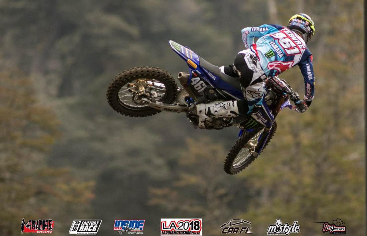 WStandard_TWC's tweet photo. W-STANDARD IN MOTOR CROSS https://t.co/839CZhCnRZ