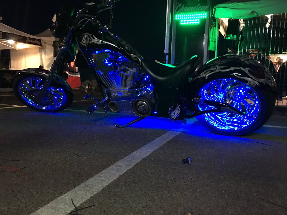 FastlightsLEDs tweet picture
