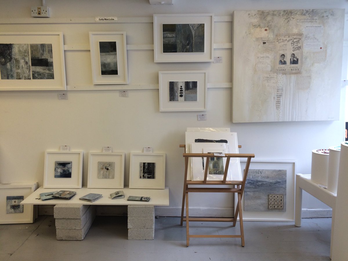 sallymaccabe's tweet photo. Rehang at #Back Road Artworks #cornish art #st ives https://t.co/jdQWsp9tw6