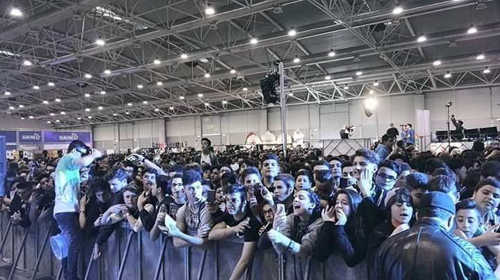 LiveMultiVersa's tweet photo. Bellissima giornata ieri al Romics https://t.co/RvSyjEsIXK