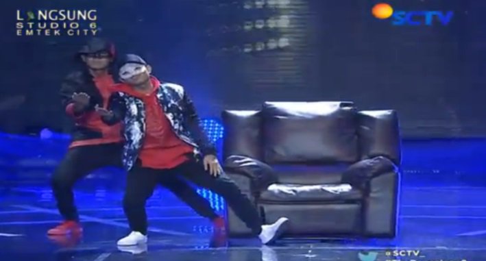 SCTV's tweet image. Giliran @2Tak_Pletak berkolaborasi dengan @mrezanugrah #TheDanceIcon2 #JustinBieberxTDI2