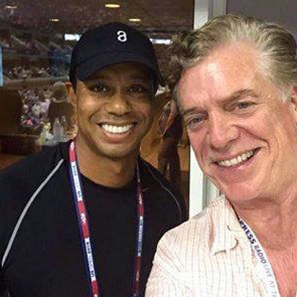 Jamiedurnberger's tweet photo. One is a golfing legend brought down by controversy... The other is @TigerWoods https://t.co/Cz91EDeIlj