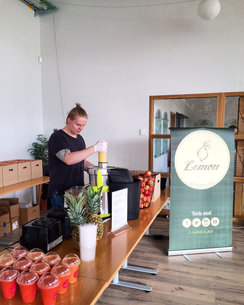 Lemon popup í samskipahöllinni í gær🍋 #fresh #ontop #lemon