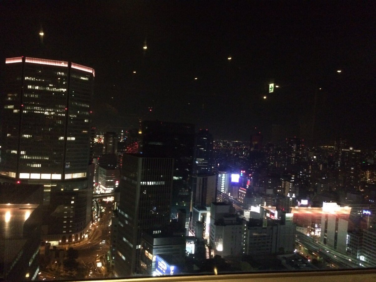 stts8's tweet photo. 結婚記念日1周年
#梅田第3ビル最上階PRIME
#Dinnercourse https://t.co/h1odJYjcnO
