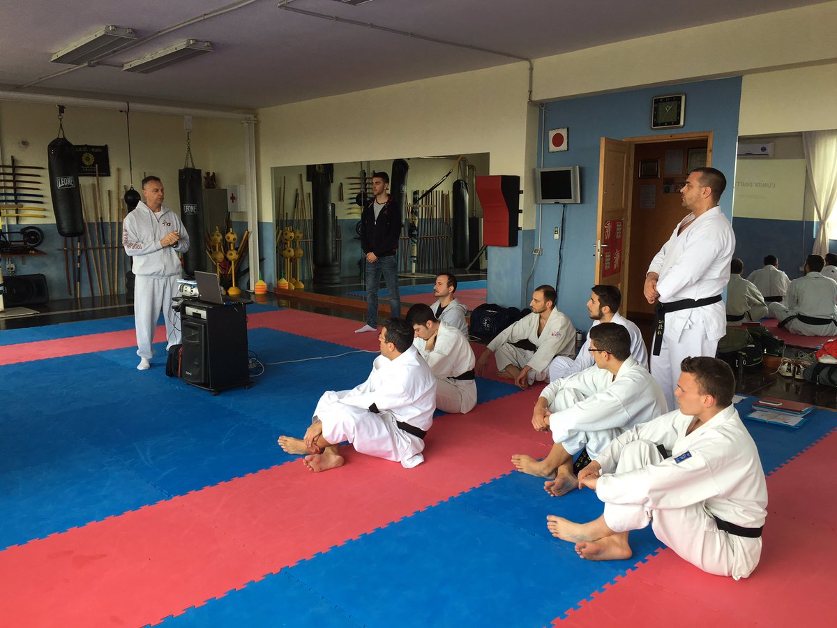 AIKAM_WadoRyu's tweet photo. Corso #Allenatori #AIKAM #WadoRyu #Karate #AccademiaItalianadiKarateWadoRyueArtiMarziali https://t.co/D9anBhC6zT