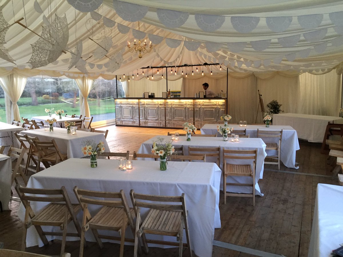 boxseventyseven's tweet photo. All set #artdecobar #popupcocktailbar #weddingbar #maccevents #eventbars #vintagewedding https://t.co/DV8kfULJkW