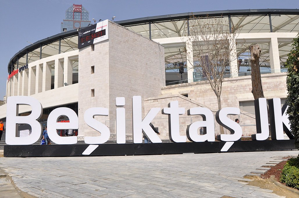 #VodafoneArena
#EveDönüyoruz
#Beşiktaş