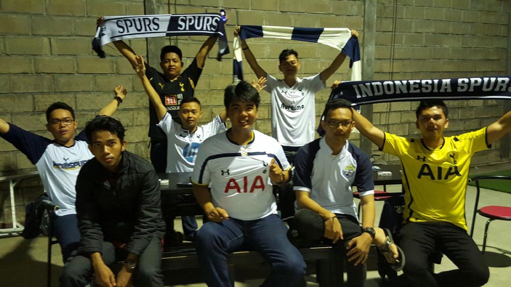 Match belom mulai udah foto2 hahaha