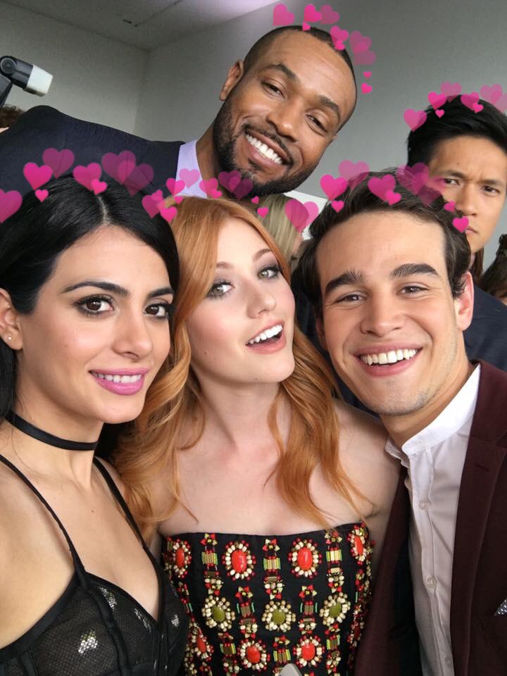 shadowhearters's tweet image. 