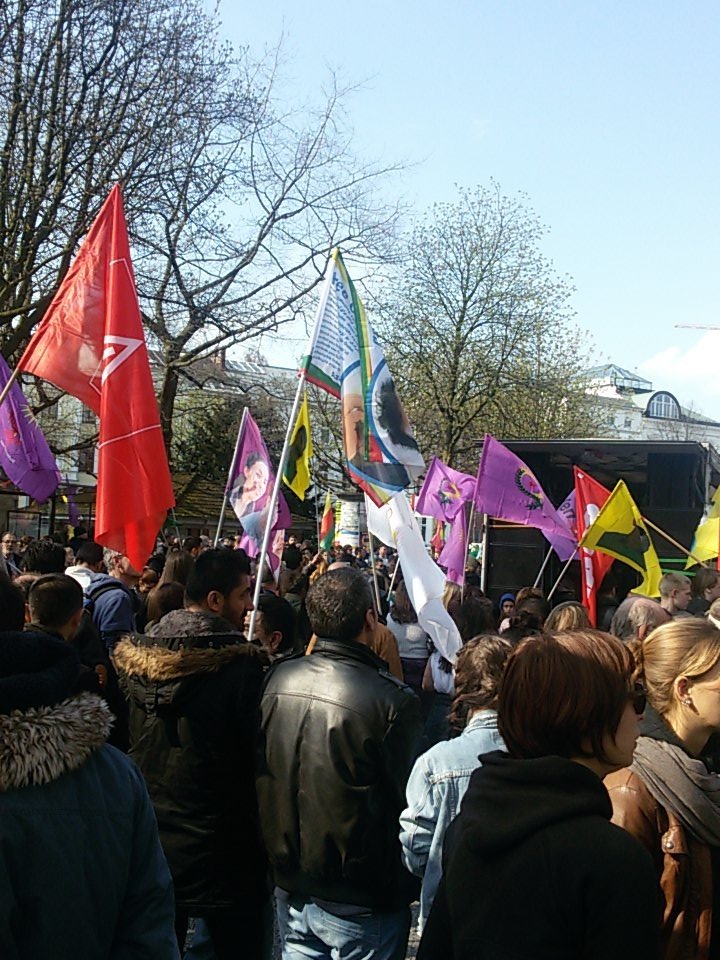 1605 Demo vor dem türkischen Konsulat - Gerade redet <a href="/mdolzer/">スプラ医</a> #nobozkurthh
