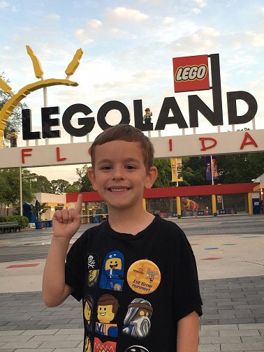 LEGOLANDFlorida's tweet photo. 1st time running in the Brick Dash 5k? Make sure to pick up this button at the event April 16th! #LandofFirsts https://t.co/xp14V6HiPg