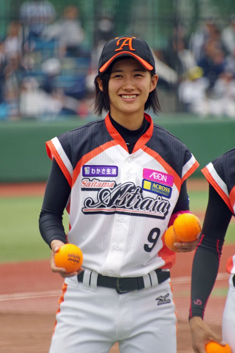 ট ইট র たか 今日は女子プロ野球 加藤優 話題だけかと思ったら2打数2安打 かわいいし T Co Ooefrhcune