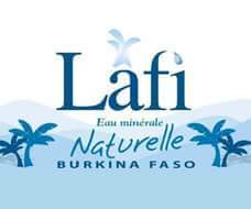 Gugustt's tweet photo. Sur Facebook les consommateurs se demandent : Eau minérale lafi, quelle est la vraie bouteille?@marcpoz_marc #lwili https://t.co/FTHVCGc0xe