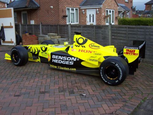 Caterham F1 Restoration Pa Twitter Jordan F1 Car In Someones Drive I Think This Is Now At Brooklands Motor Museum T Co Loqie0pgwc