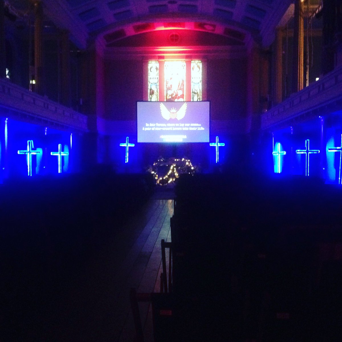 searchmodeuk's tweet photo. Flash back of #romeoandjuliet @BackyardCinemas live #choir brought me to tears with @radiohead creep #searchmode https://t.co/HKAWgxczyL
