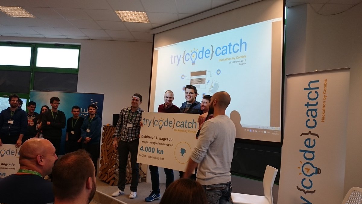 dbaron1's tweet photo. Pobjednici Combis hackathon #trycodecatch https://t.co/0HeM5gxUTN