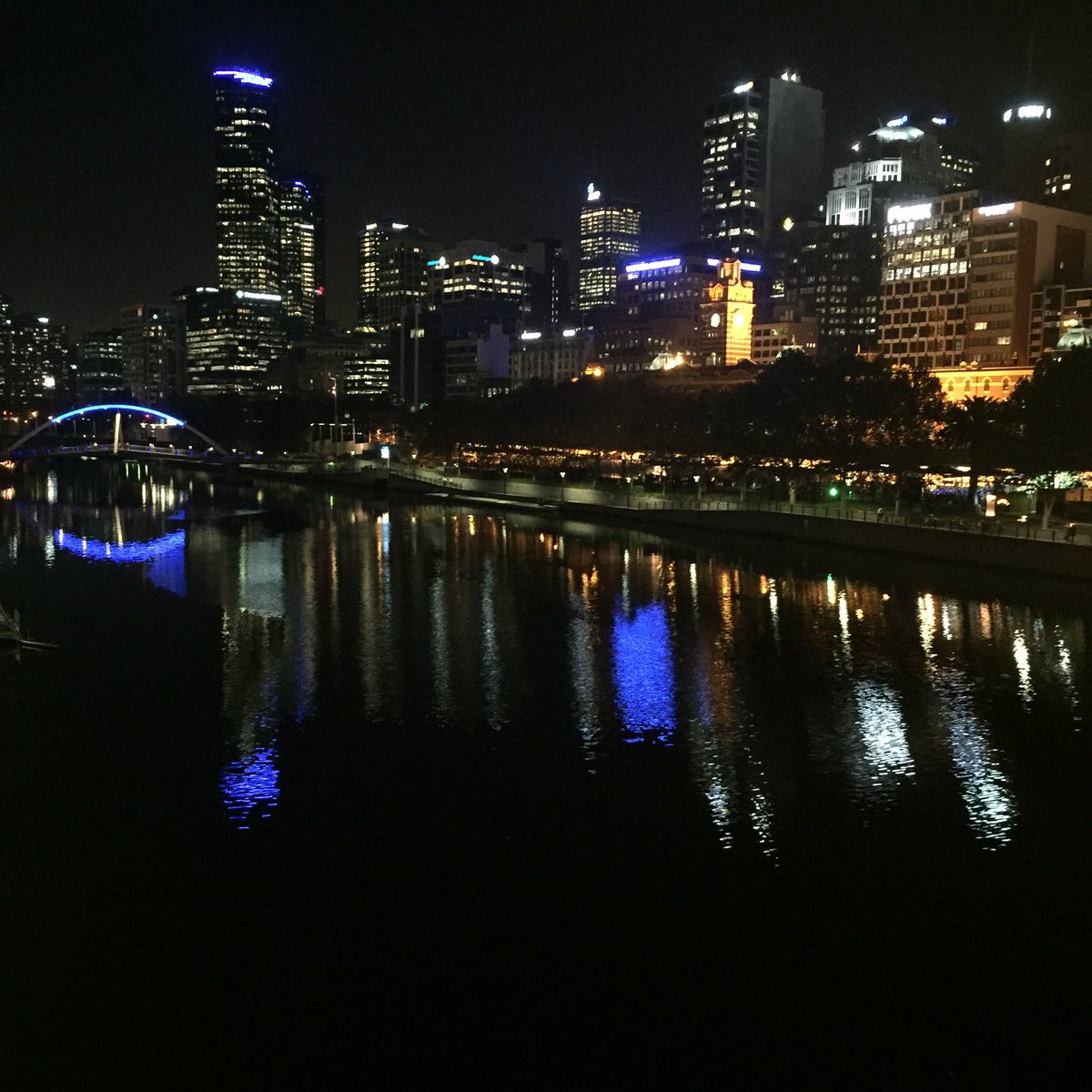 PT_notify's tweet image. RT @phitchener9: In Melbourne Tonight #greatnameforatvshow