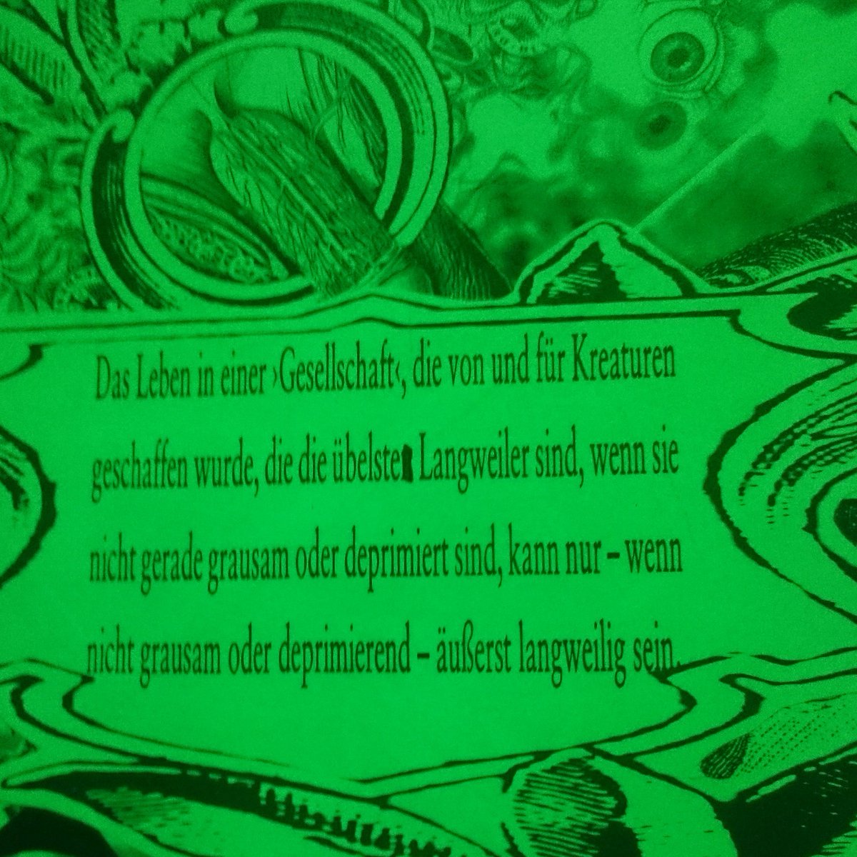 @CorneliusHartz #lndmhh Nachbar Tür 😉