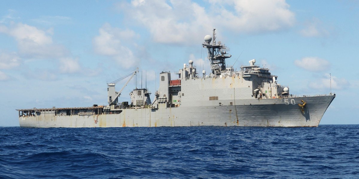 #BREAKING: Search & rescue underway for missing #USSCarterHall Sailor - 1.usa.gov/1Sa4phF