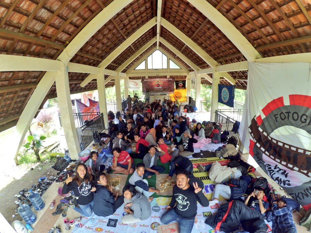 Sampai jumpa di makrab selanjutnya
Makrab Forkom Malang 2k16!
Sukses terus <a href="/Forkom_Malang/">Forkom FM Malang</a> semoga semakin akrab :D