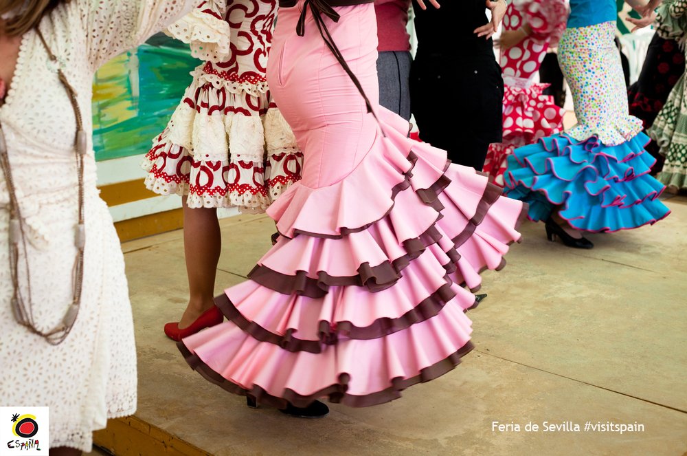 EspanaEnLatam's tweet photo. Ready for the daytime activities of the #AprilFair2016? #Seville #Andalusia @visitseville
https://t.co/oGWjjtcfhD https://t.co/9RLQZIc1Kg