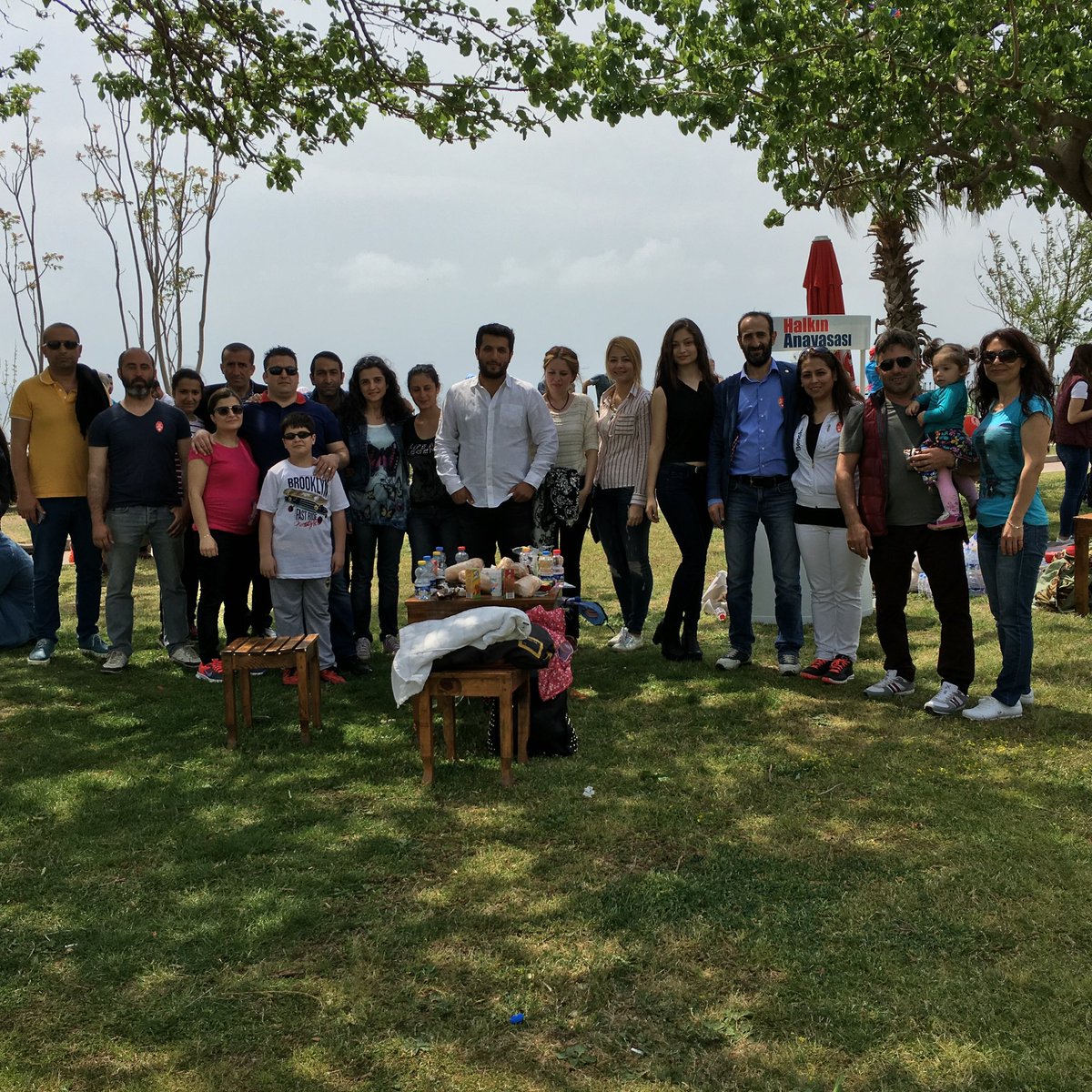 alperalveroglu's tweet photo. Muhteşem bir pazar günü ve tüm Antalya burada adeta, emeği geçen tüm gönüldaşlara teşekkürler 💙
@KONGEDorg https://t.co/2TfO06NPys