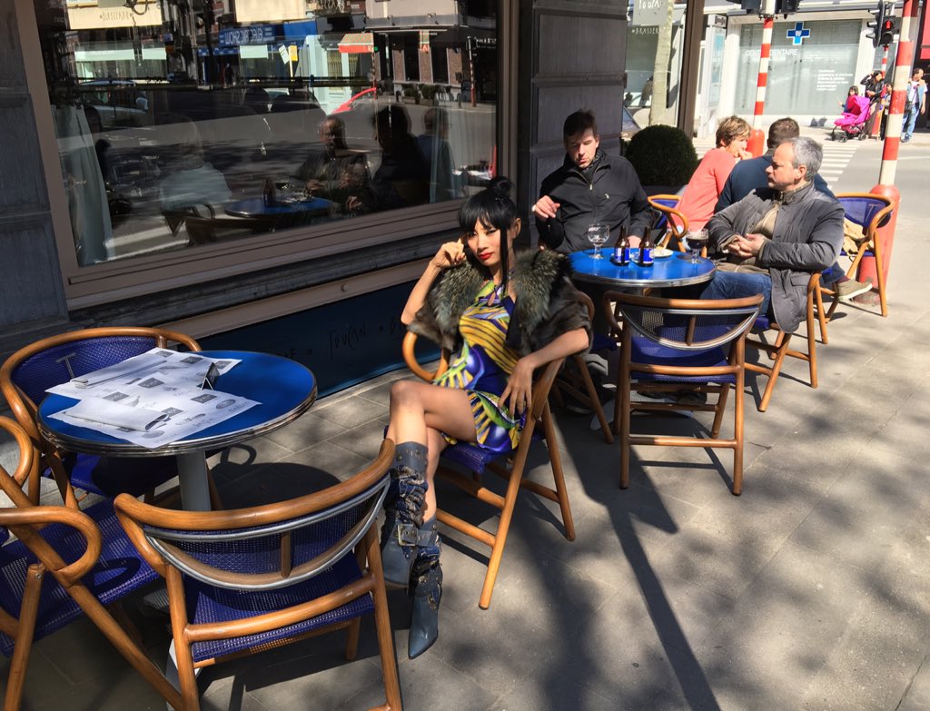 RealBaiLing's tweet photo. GetsunDiscussfilm international #jury best #French #Restauraut #brasserie #bruxelles in #brussels #bifff #bifff2016 https://t.co/LnR1icNQ4o