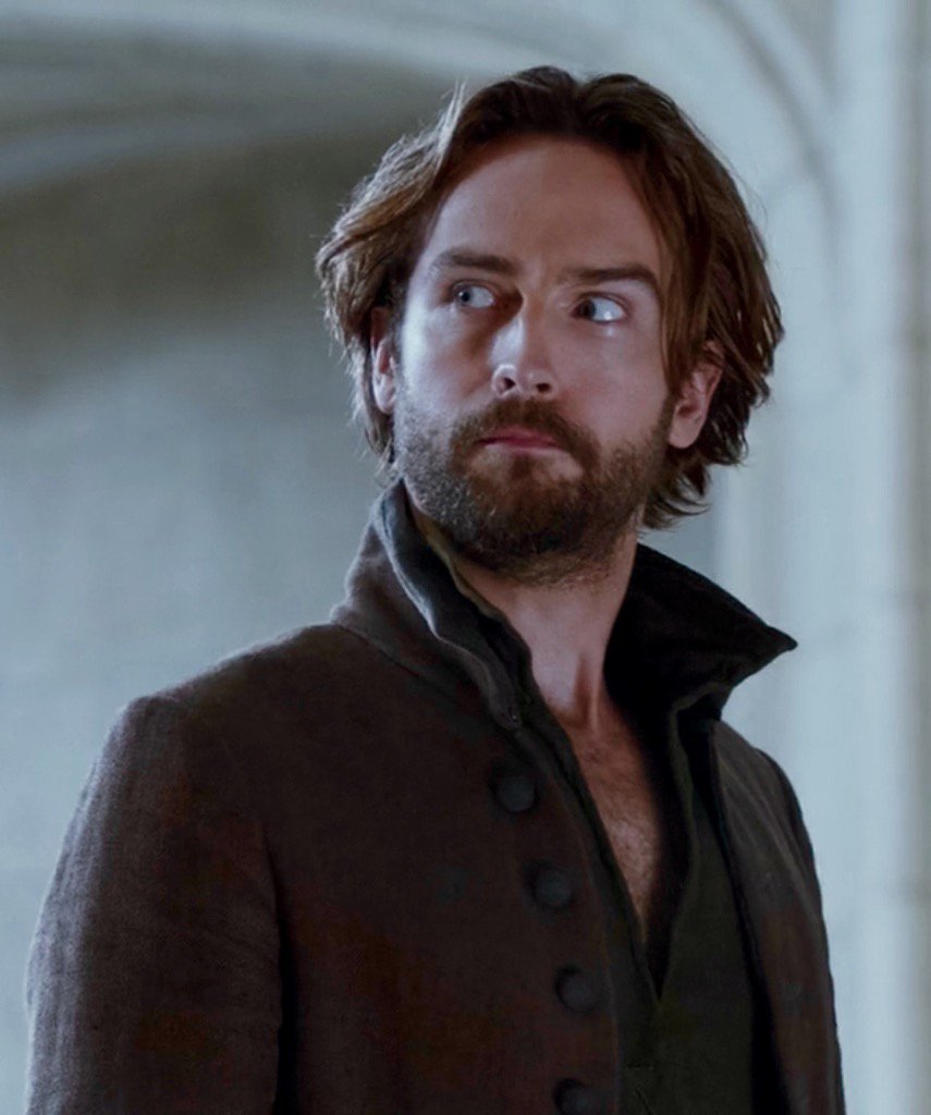 NurseChapel11's tweet photo. OK one more. 
#MisonSideEyeSunday
#BonusChest https://t.co/1XDY27aaZm