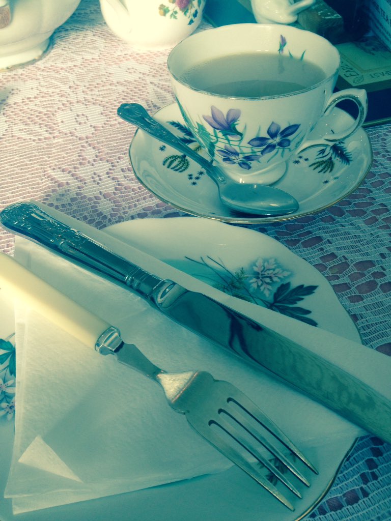 poolemamma's tweet photo. Being taken back in time at @steamtearooms. Lush birthday afternoon tea. https://t.co/0cdx3FasqN